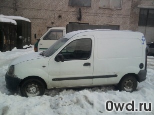 Битый автомобиль Renault Kangoo