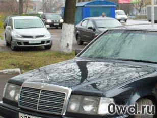 Битый автомобиль Mercedes-Benz 200