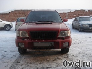 Битый автомобиль Subaru Forester