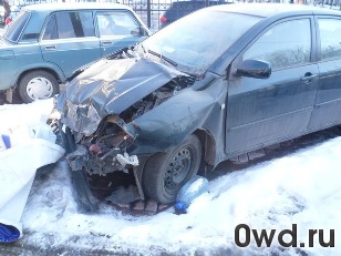 Битый автомобиль Toyota Corolla