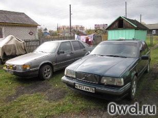 Битый автомобиль Volvo 850