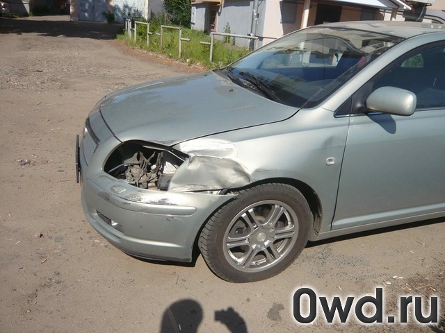 Toyota Avensis 2011 Р±РёС‚С‹Р№